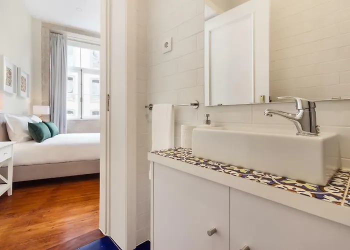 Apartament Faisama • *