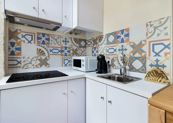 Faisama • * 波尔图